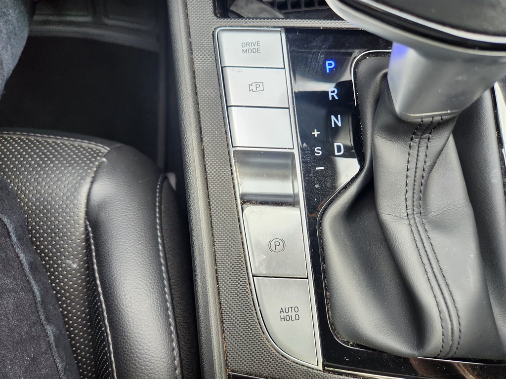 2023 Hyundai Elantra - $15,500