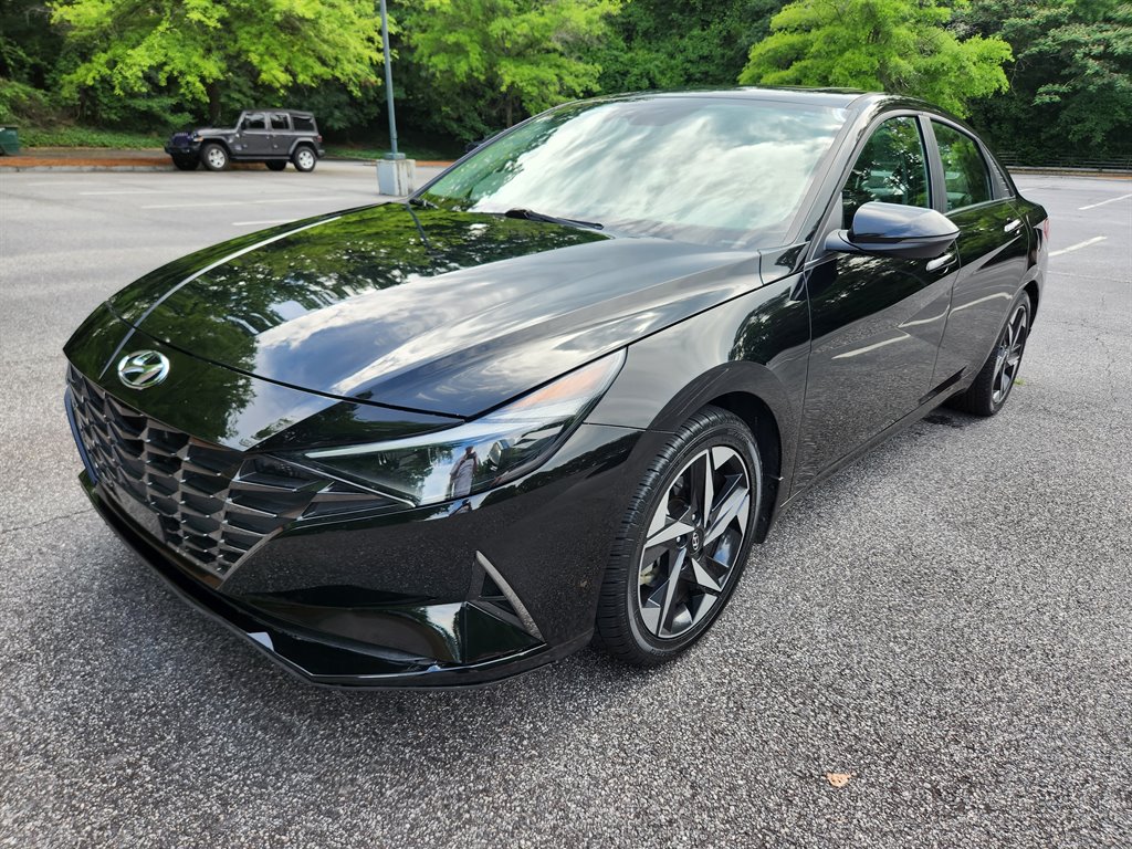 2023 Hyundai Elantra - $15,500