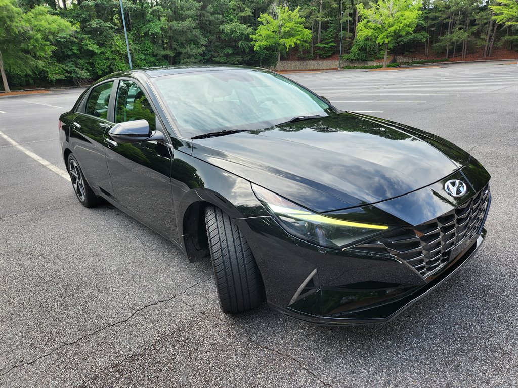 2023 Hyundai Elantra - $15,500