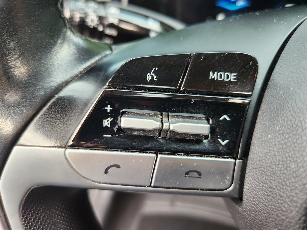 2023 Hyundai Elantra - $15,500