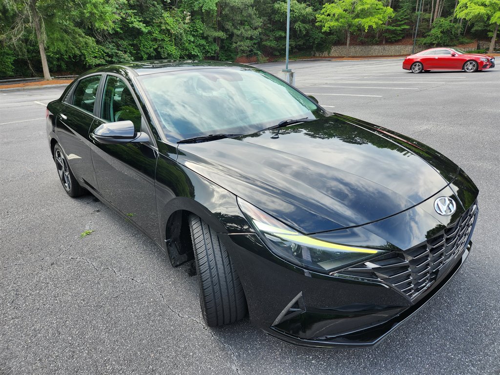 2023 Hyundai Elantra - $15,500