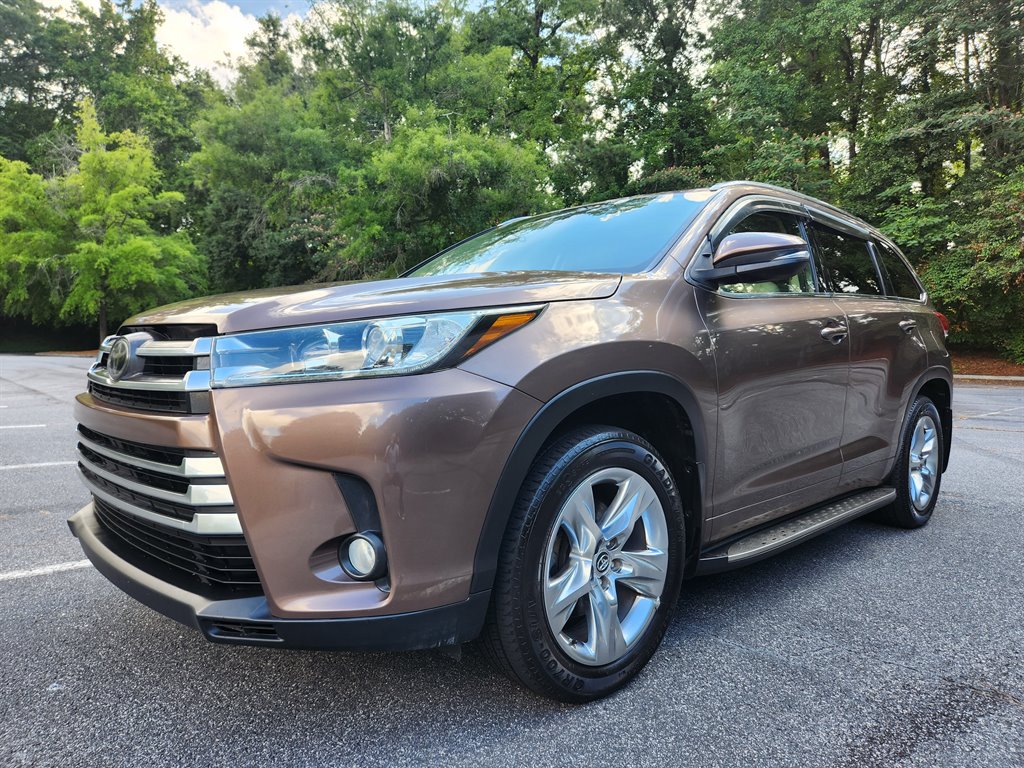 2018 Toyota Highlander - $20,750