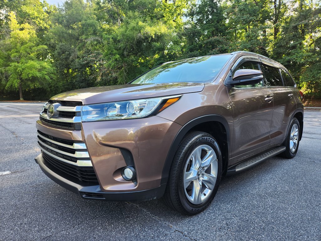 2018 Toyota Highlander - $20,750