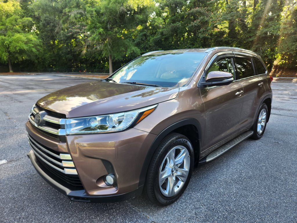 2018 Toyota Highlander - $20,750