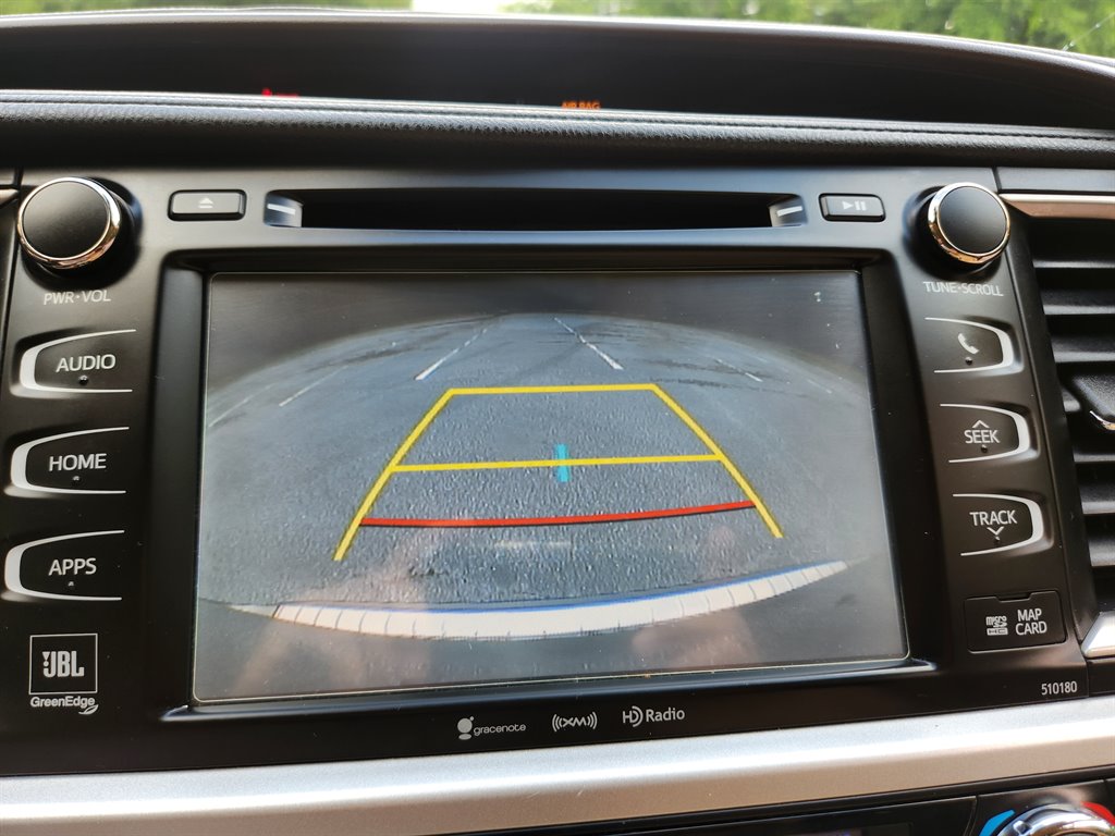 2018 Toyota Highlander - $20,750