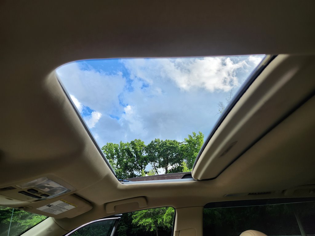 2018 Toyota Highlander - $20,750