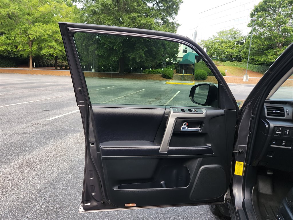 2018 Toyota 4Runner - $22,900