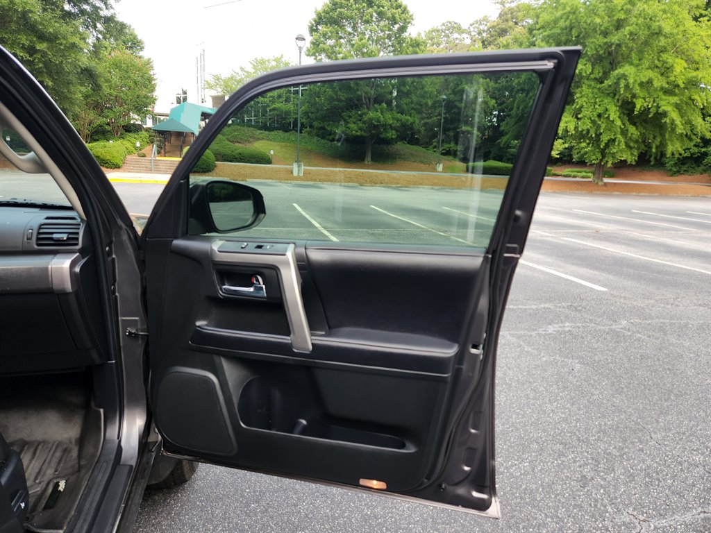 2018 Toyota 4Runner - $22,900
