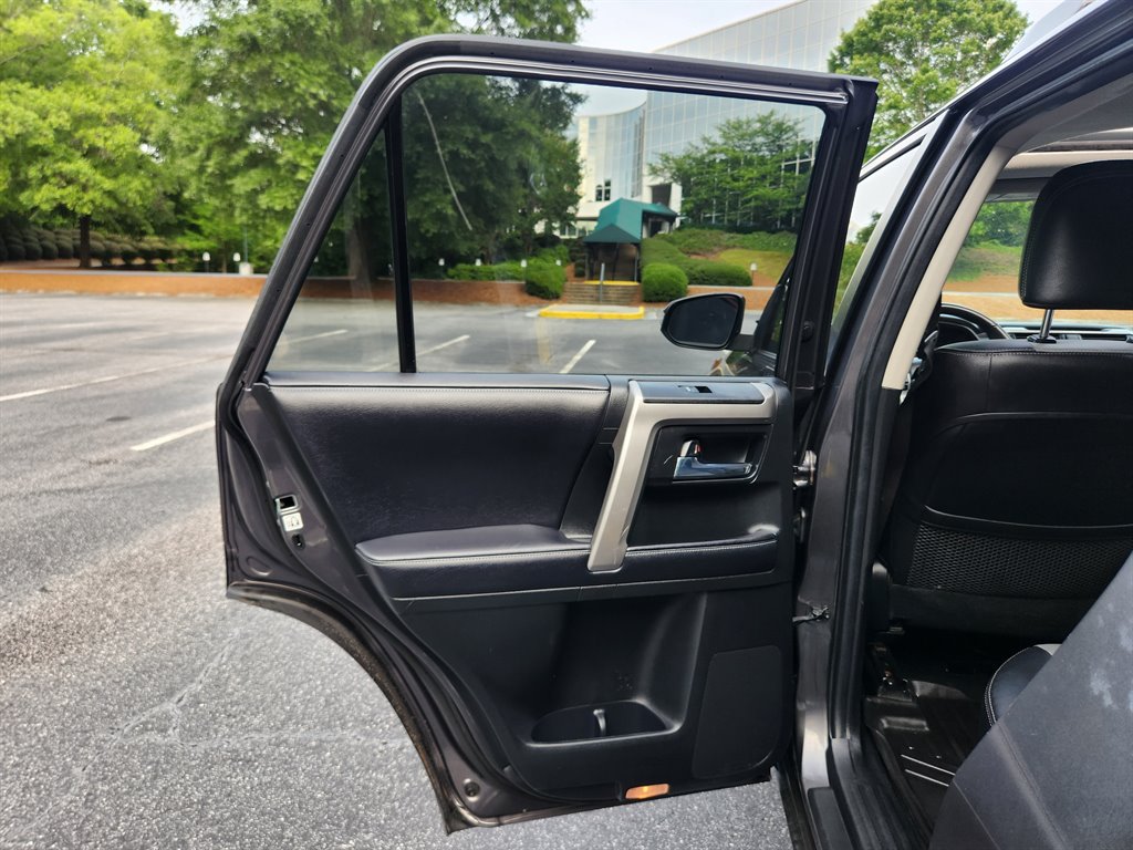2018 Toyota 4Runner - $22,900