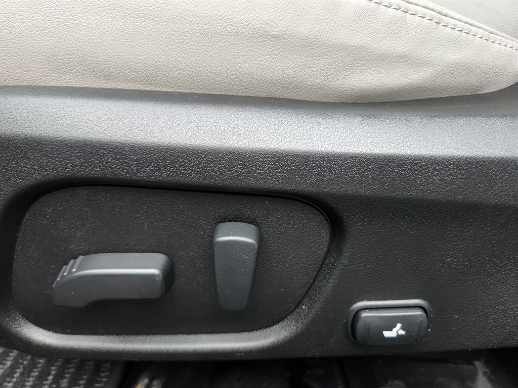 2017 Subaru Forester - $11,350