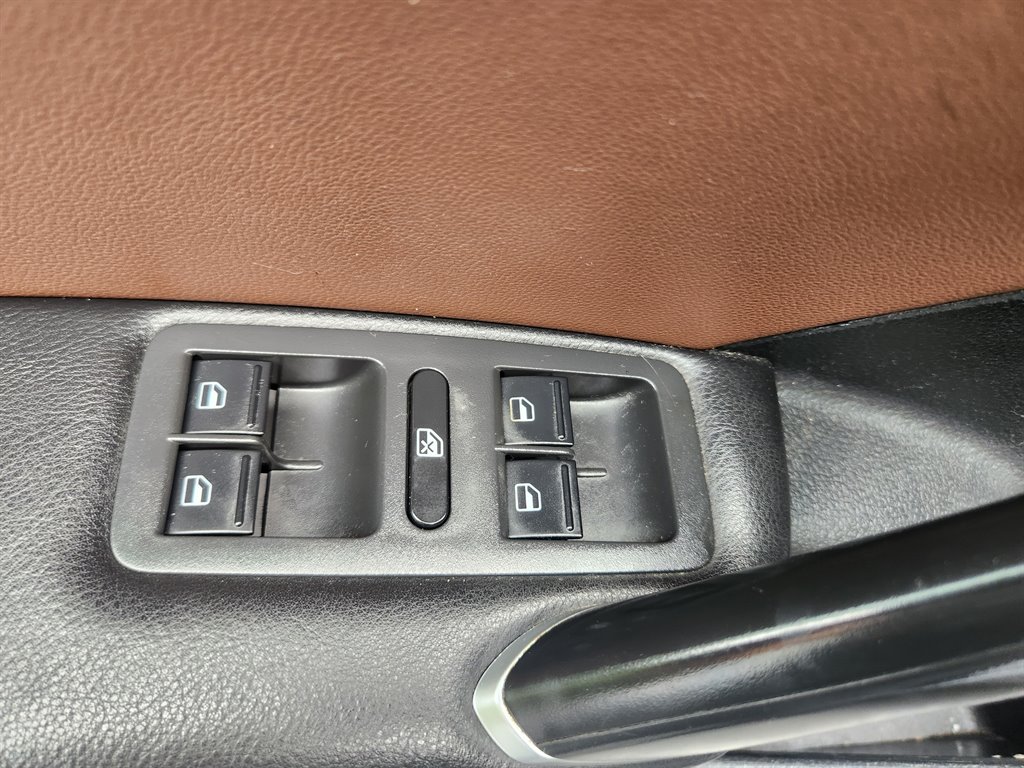 2021 Volkswagen Passat - $10,950