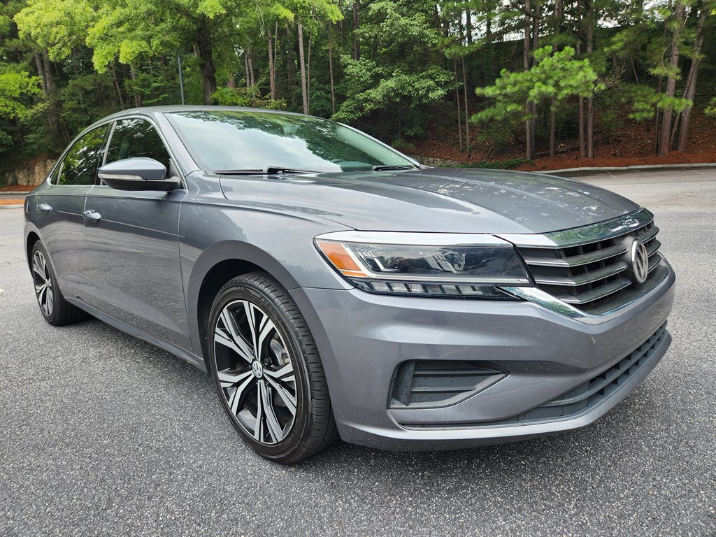 2021 Volkswagen Passat - $10,950