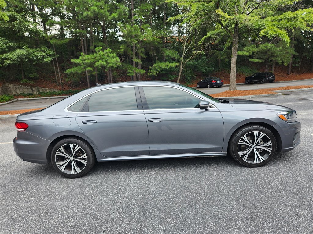 2021 Volkswagen Passat - $10,950