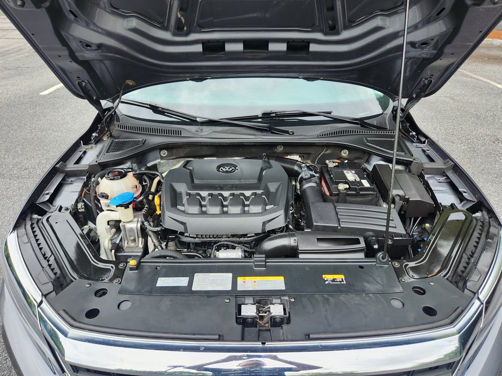 2021 Volkswagen Passat - $10,950