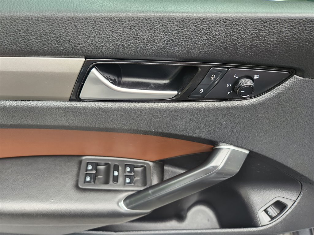 2021 Volkswagen Passat - $10,950