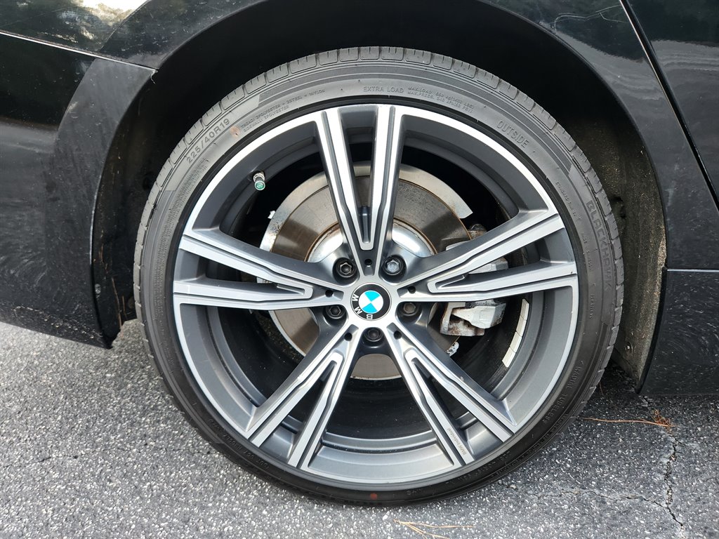 2020 BMW 330i - $18,295