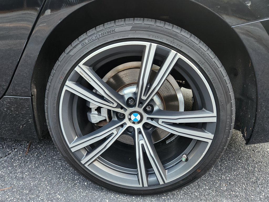 2020 BMW 330i - $18,295
