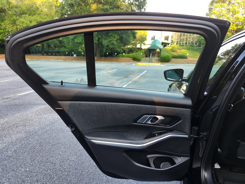 2020 BMW 330i - $18,295
