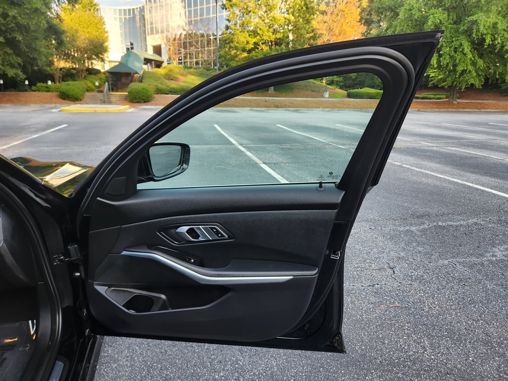 2020 BMW 330i - $18,295