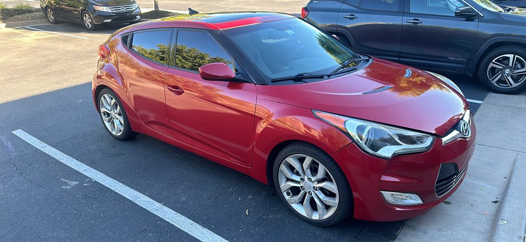 2012 Hyundai Veloster photo