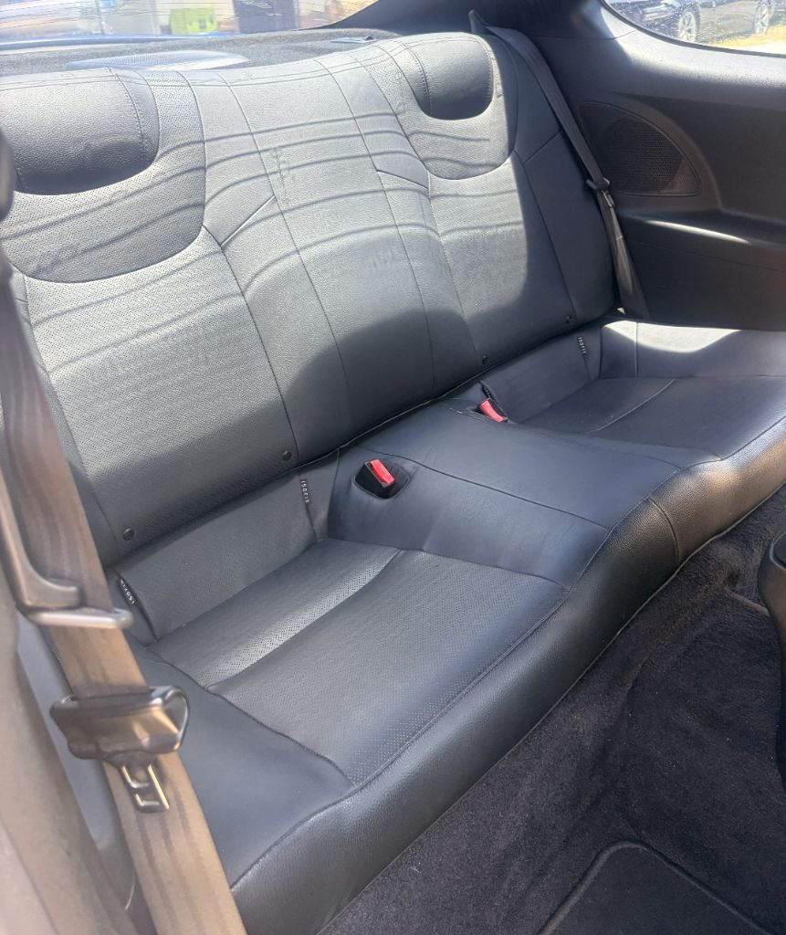 2013 Hyundai Genesis - $10,750