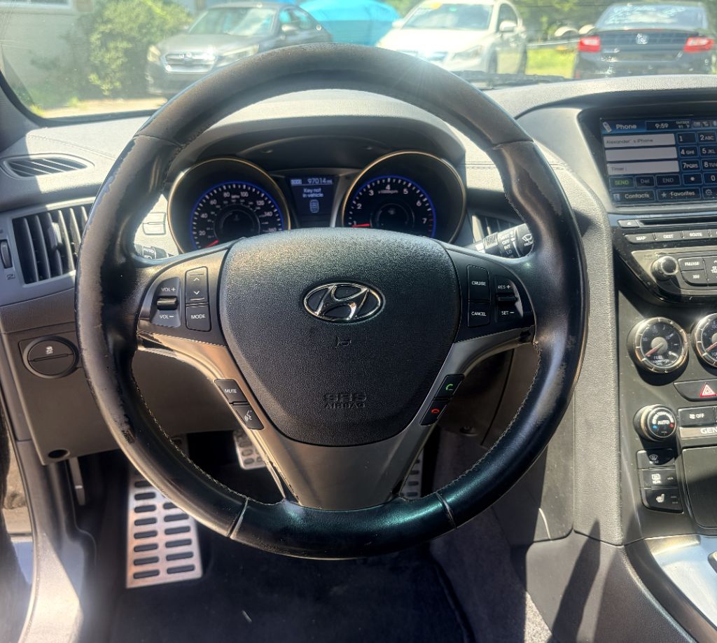 2013 Hyundai Genesis - $10,750