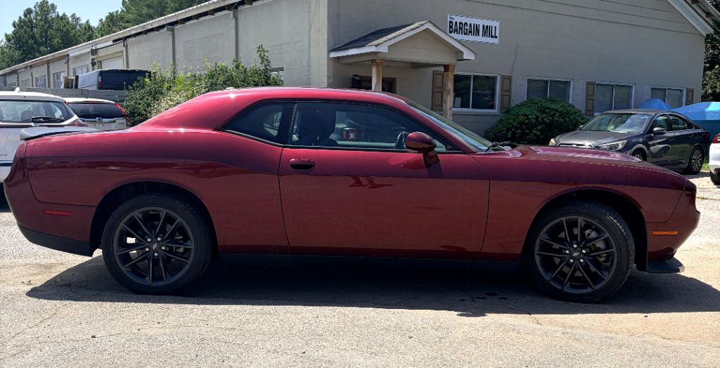 2022 Dodge Challenger - $17,950