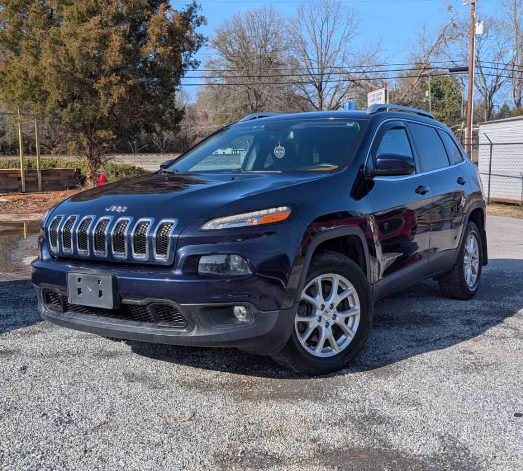 2016 Jeep Cherokee - $10,750
