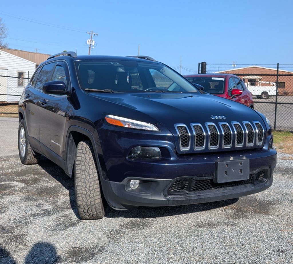 2016 Jeep Cherokee - $10,750