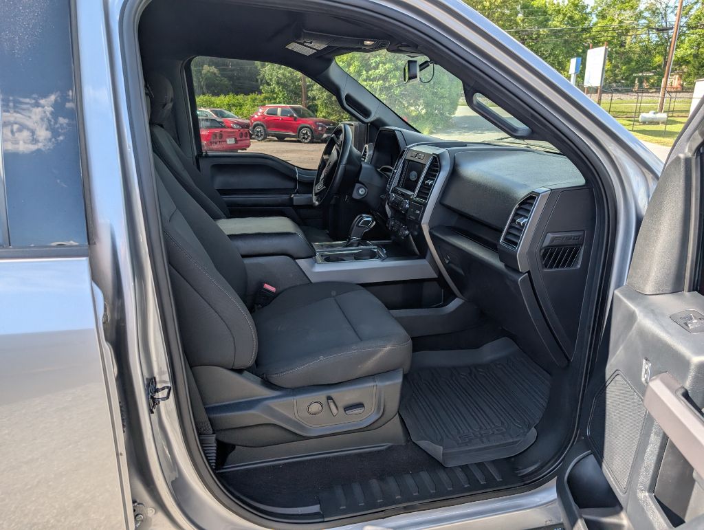 2020 Ford F150 XLT photo
