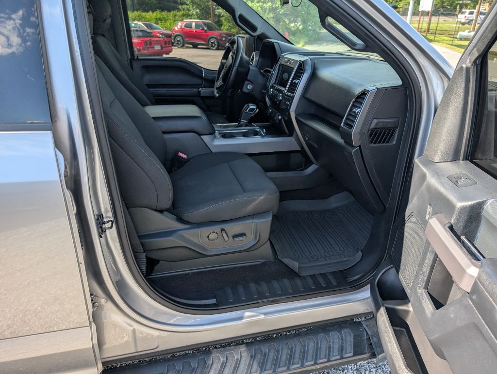 2020 Ford F150 XLT photo