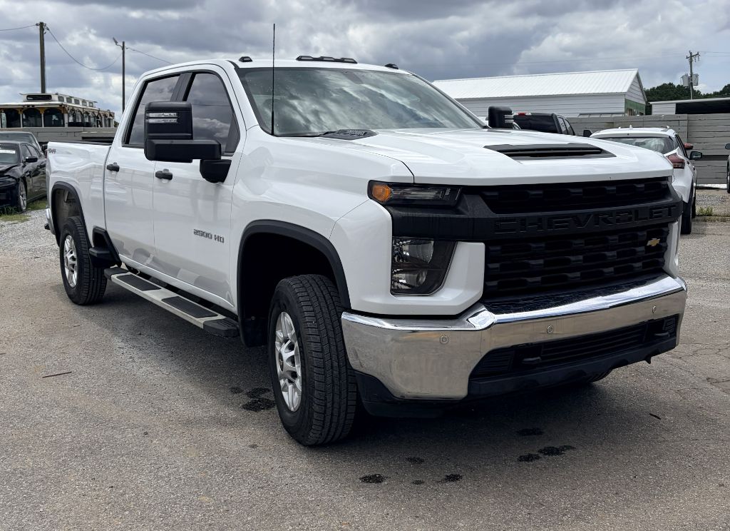 2020 Chevrolet Silverado 2500 - $32,000