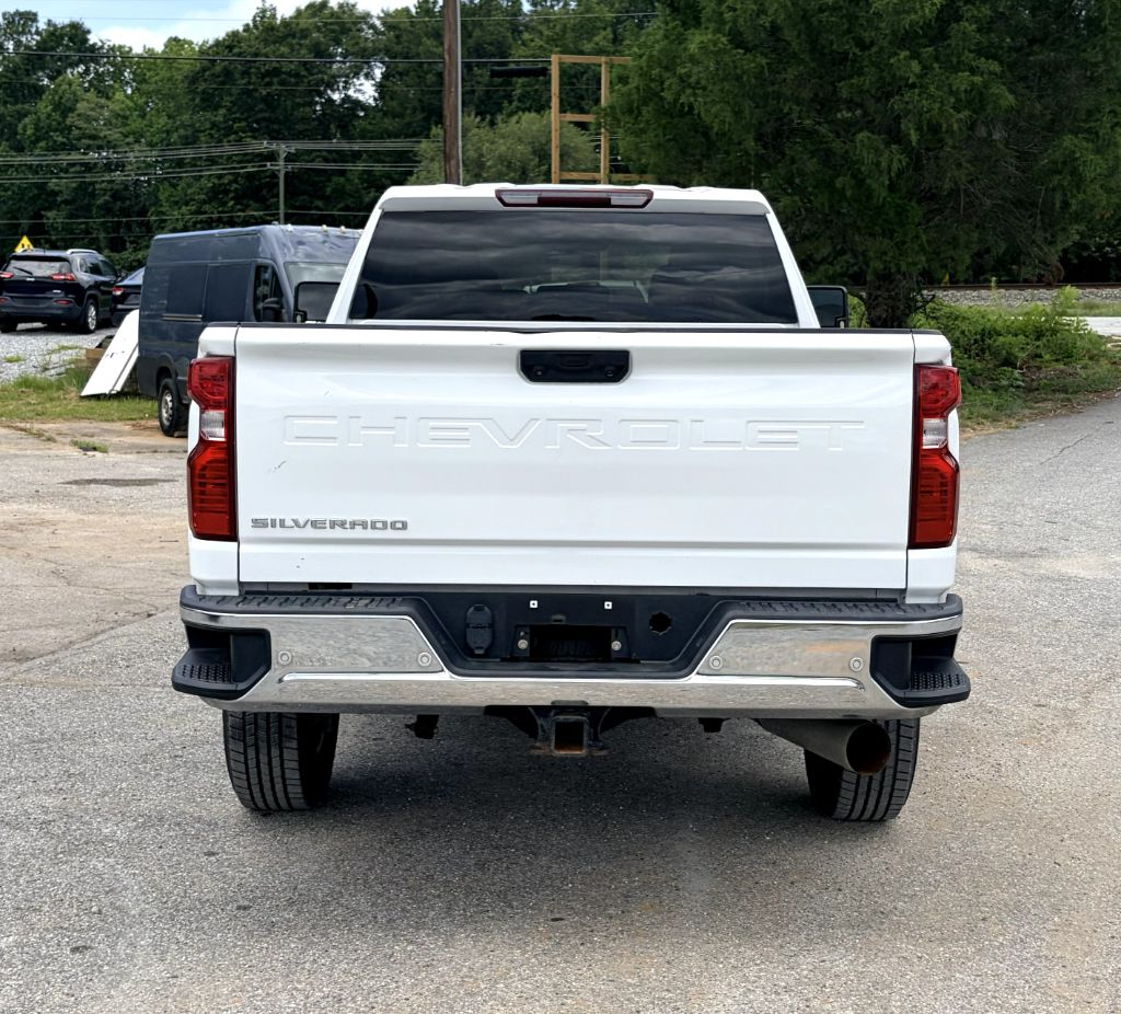 2020 Chevrolet Silverado 2500 - $32,000