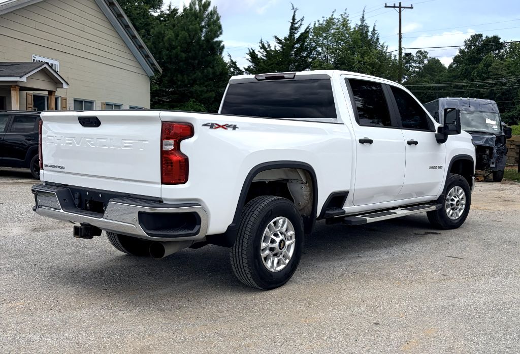 2020 Chevrolet Silverado 2500 - $32,000
