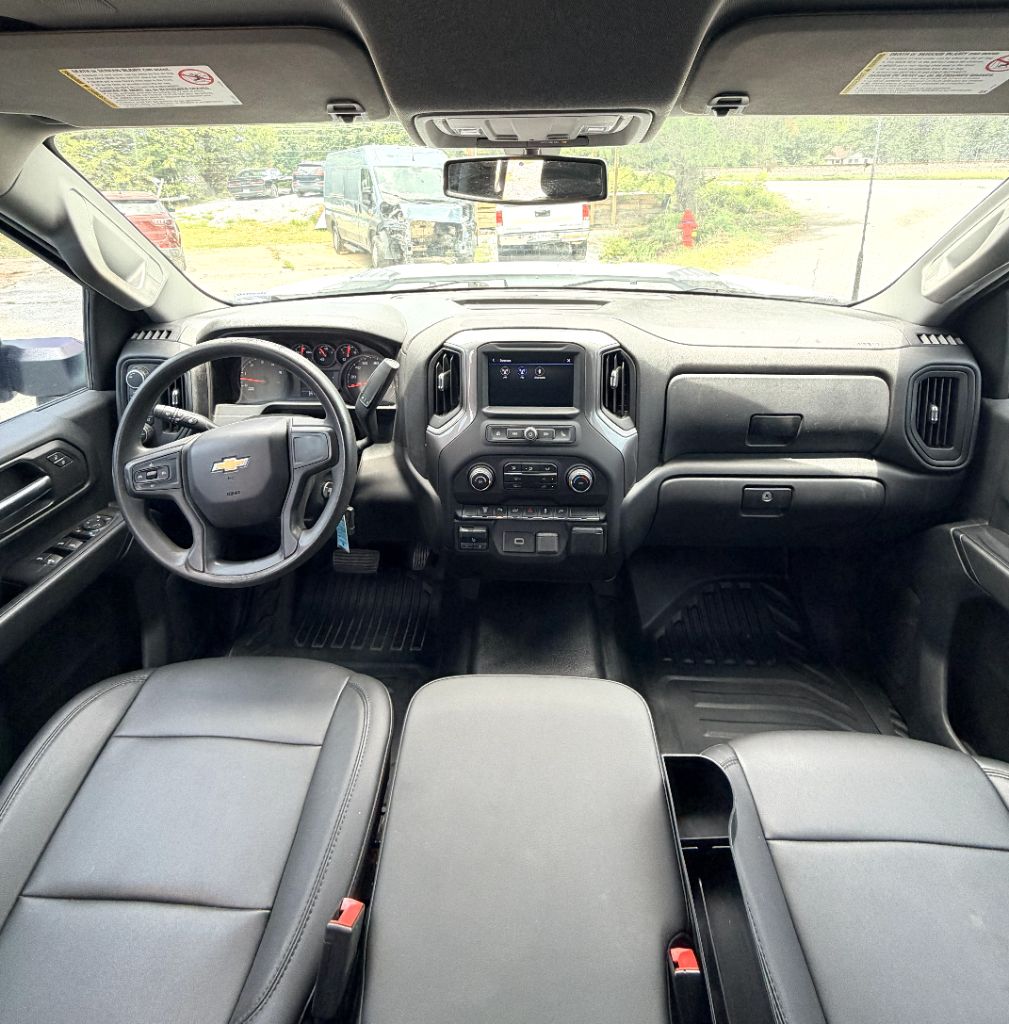 2020 Chevrolet Silverado 2500 - $32,000