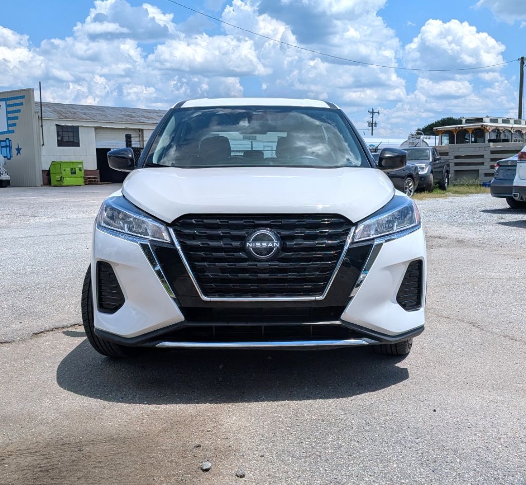 2023 Nissan Kicks - $11,999