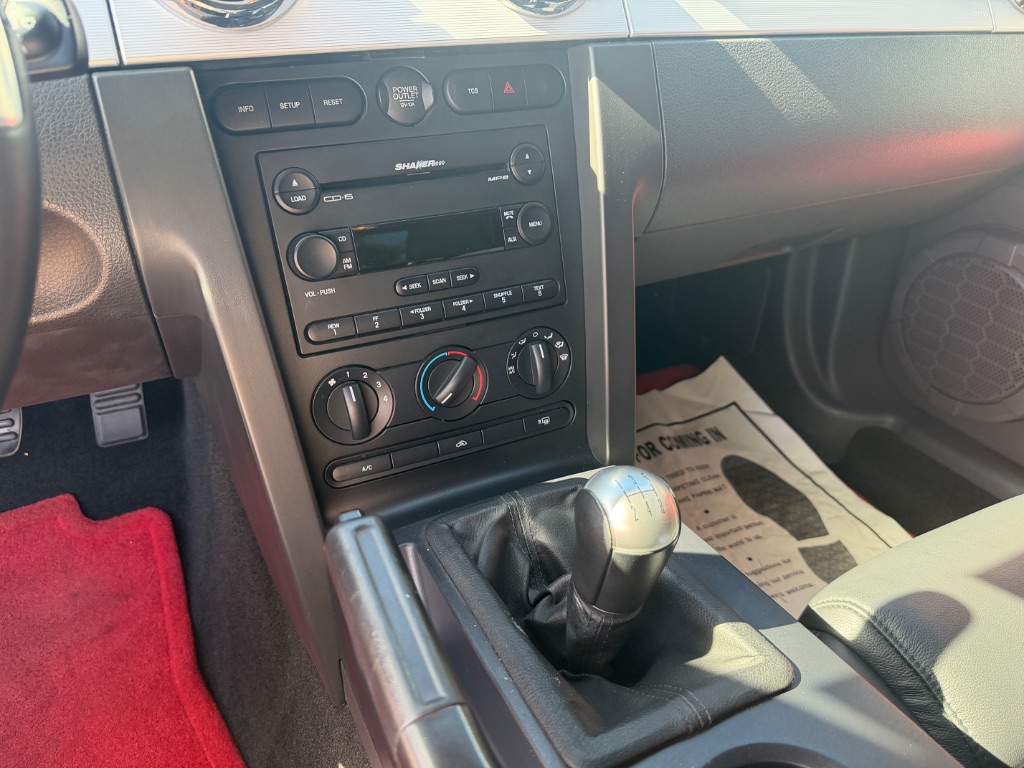 2006 Ford Mustang