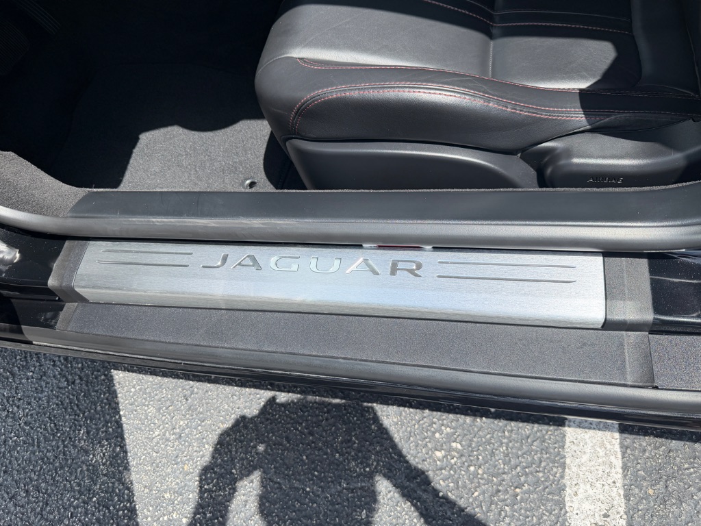 2015 Jaguar F-TYPE - $35,000