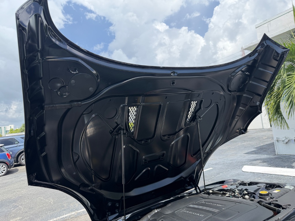 2015 Jaguar F-TYPE - $35,000