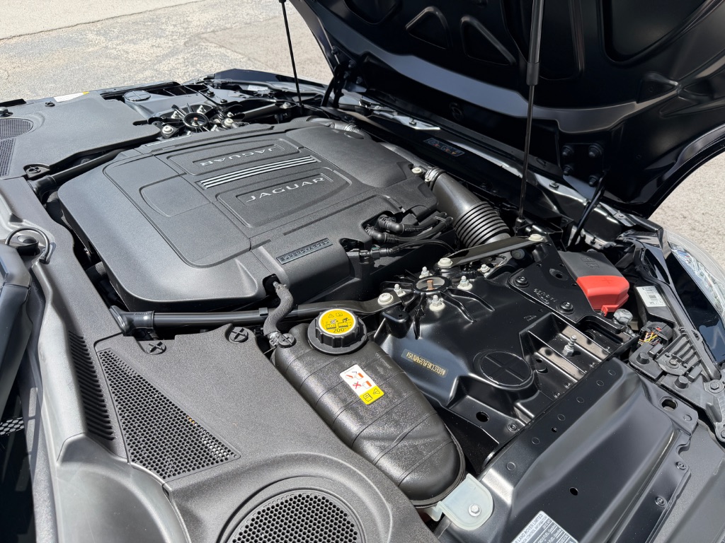 2015 Jaguar F-TYPE - $35,000