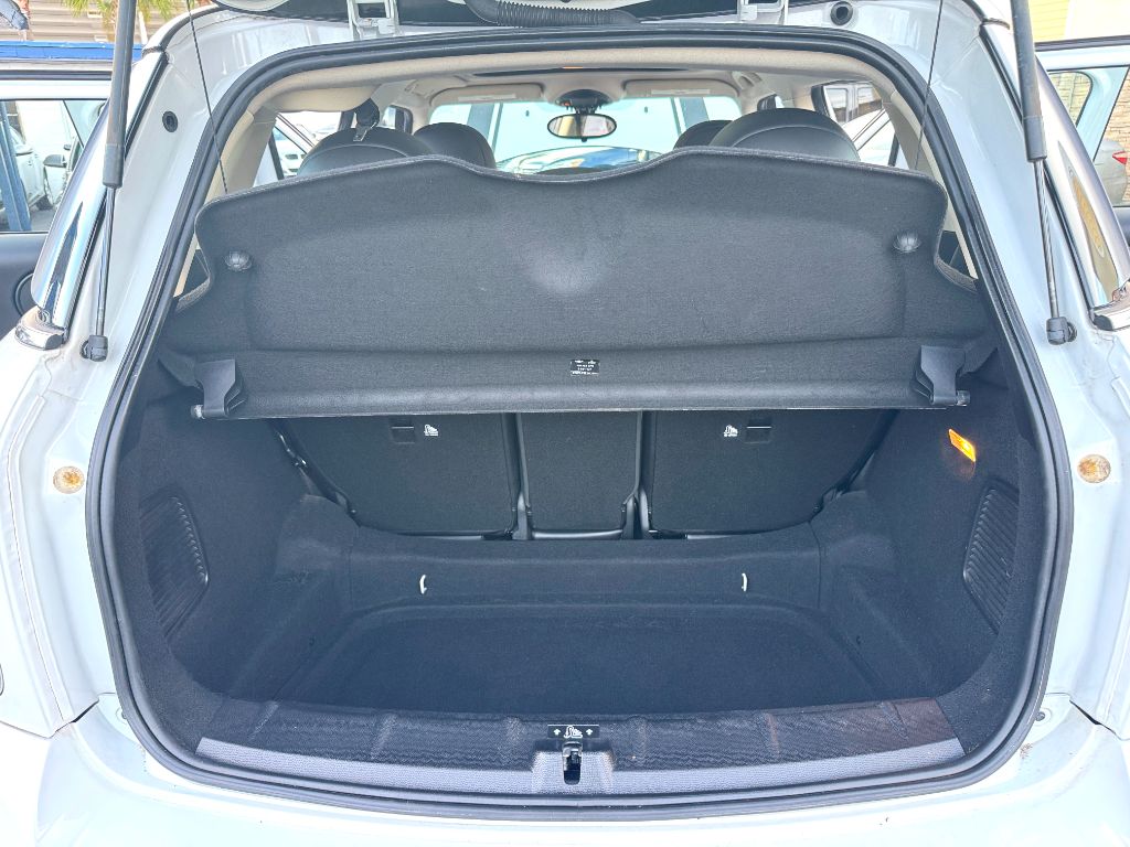 2015 Mini Countryman S ALL4 photo 36