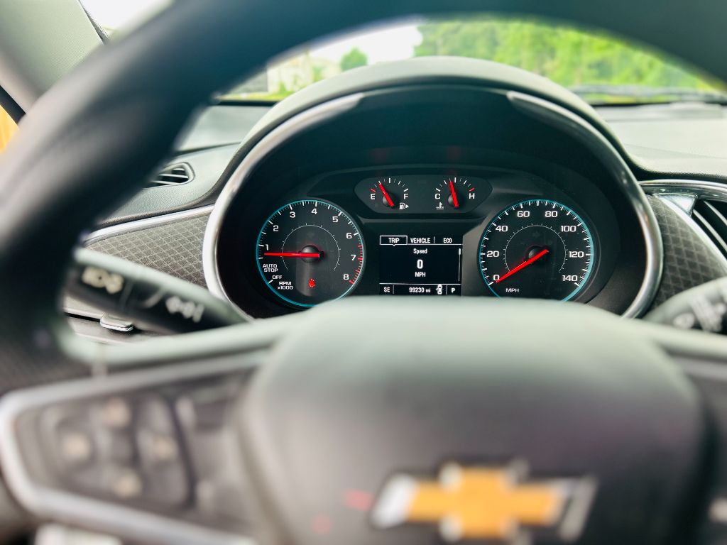 2020 Chevrolet Malibu LT photo