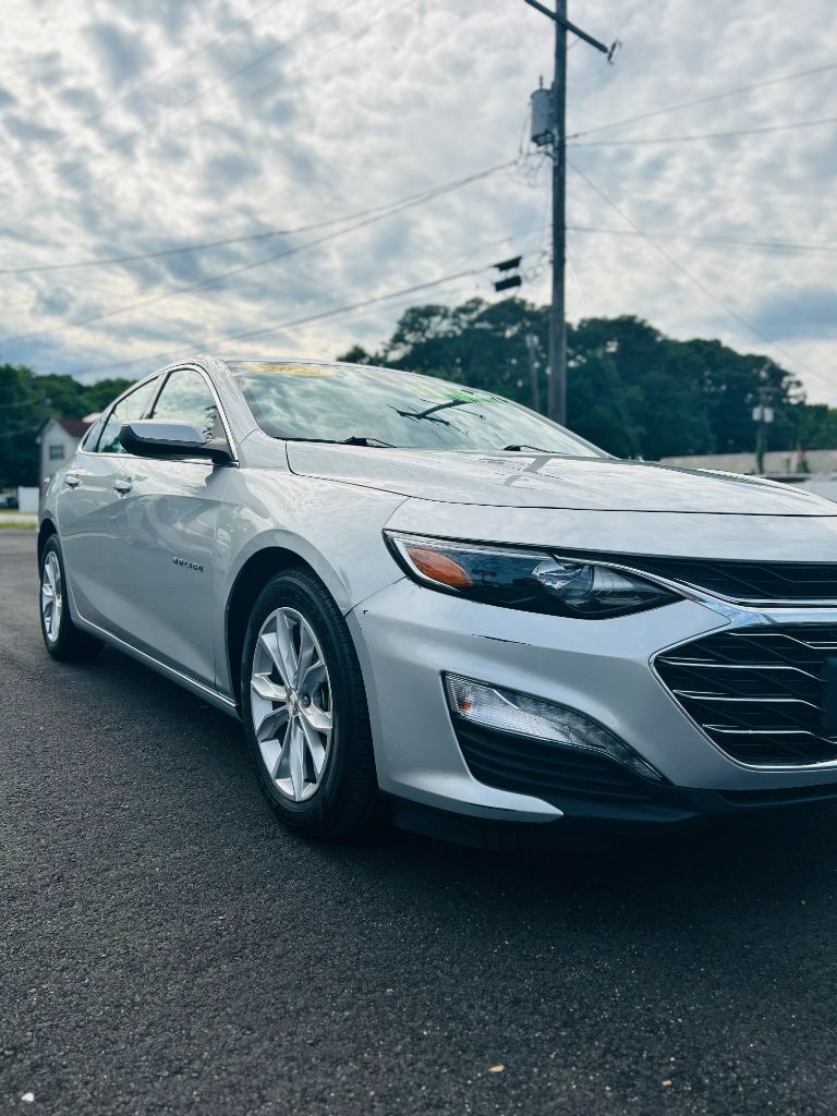 2022 Chevrolet Malibu LT photo