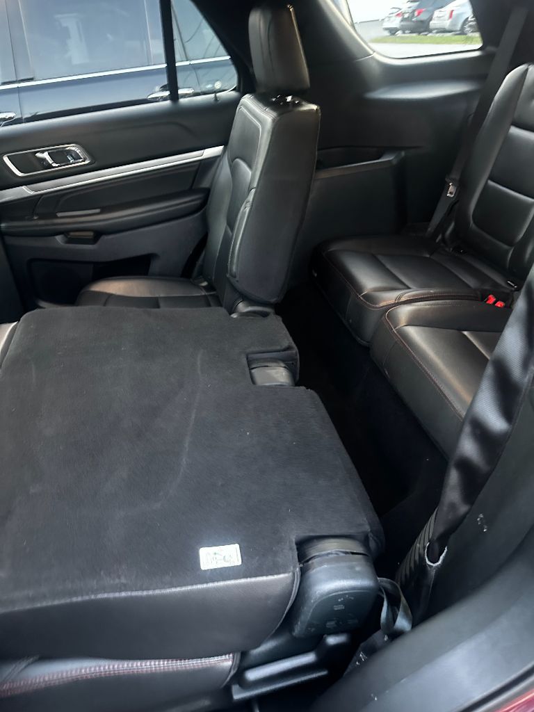2019 Ford Explorer Sport photo