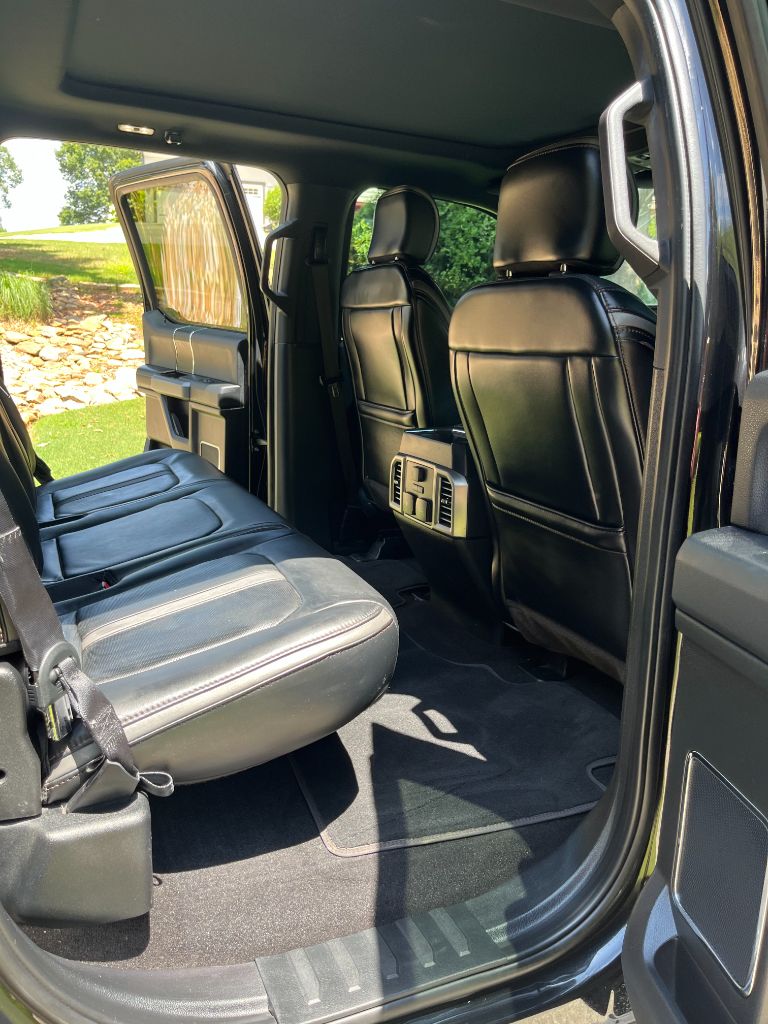 2019 Ford F-150 - $31,900