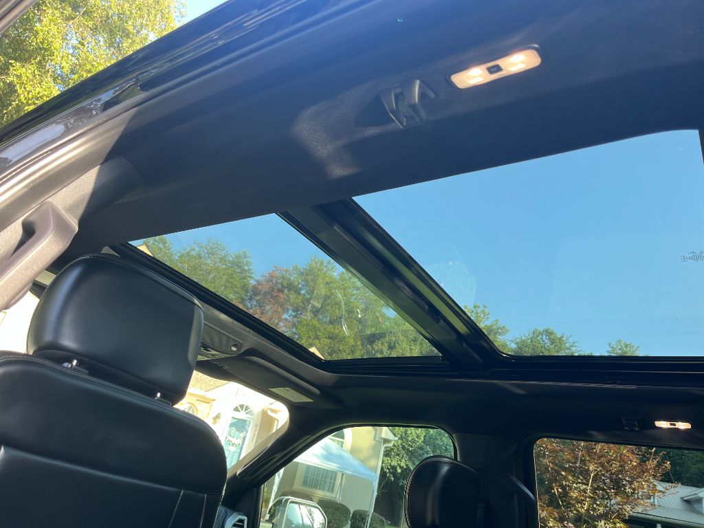 2019 Ford F-150 - $31,900