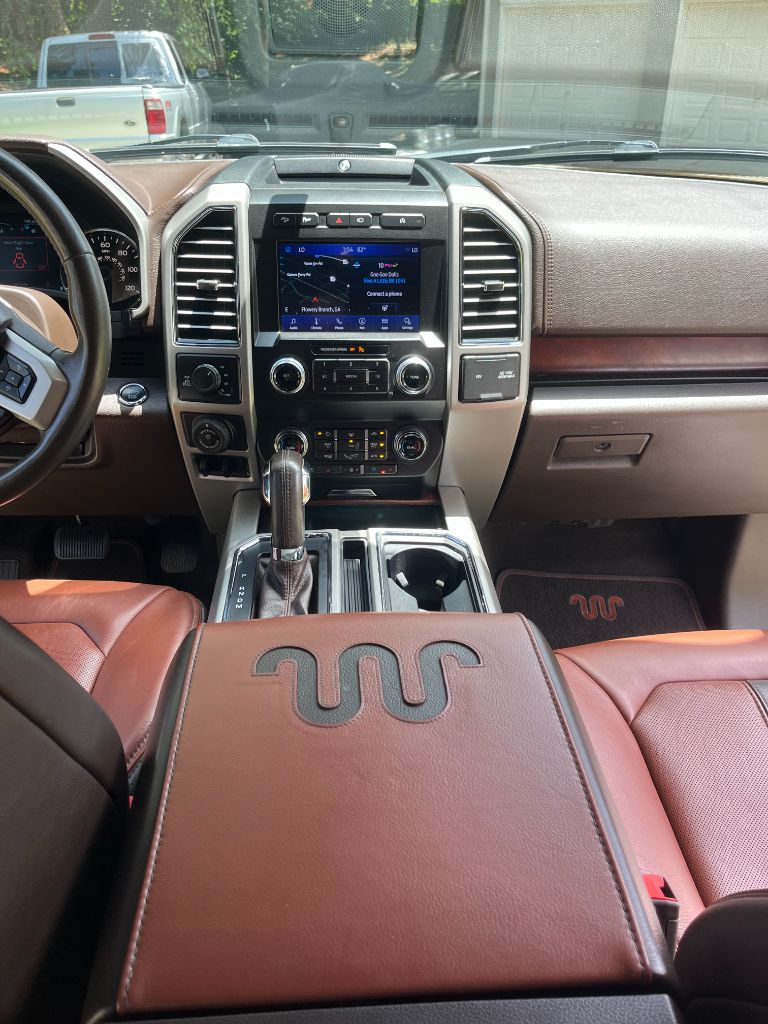 2019 Ford F-150 - $32,900
