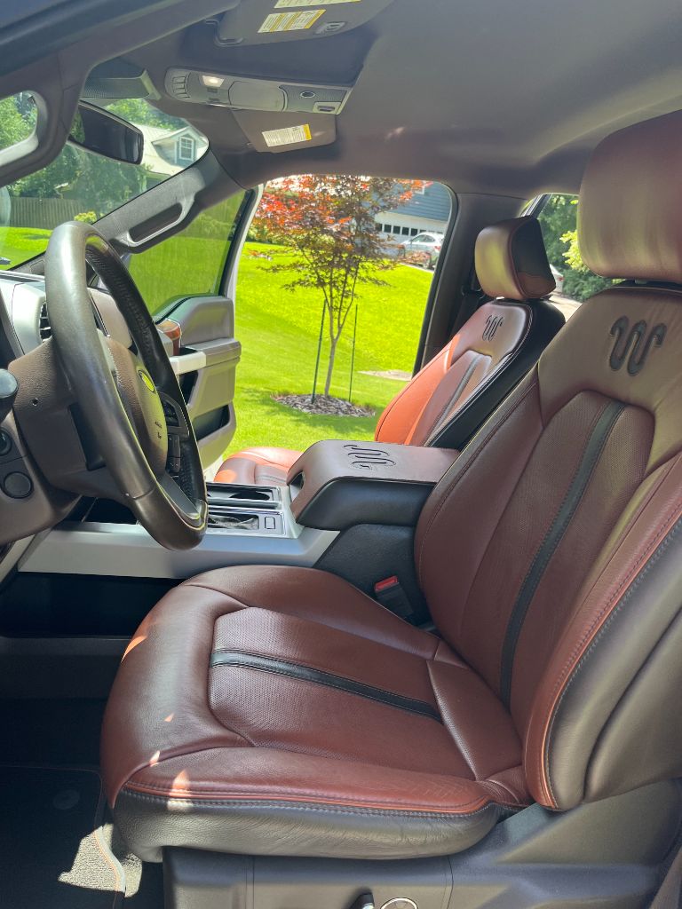 2019 Ford F-150 - $32,900