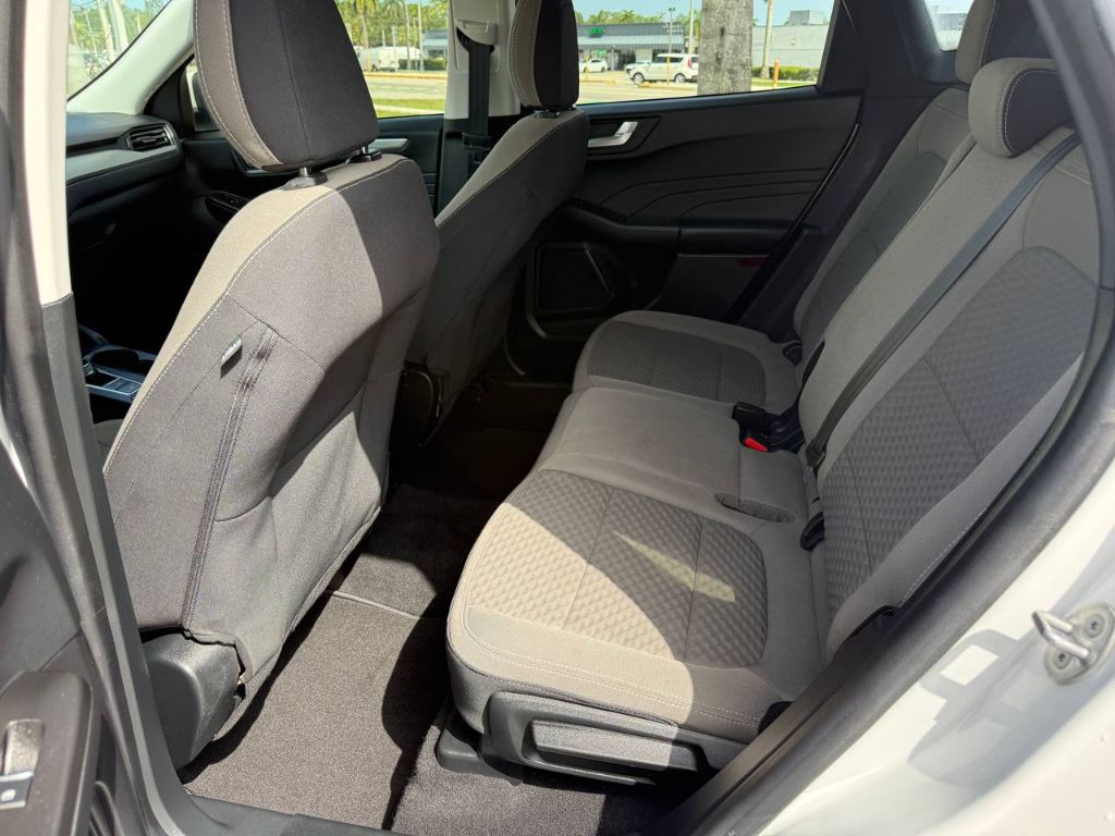 2021 Ford Escape - $18,499
