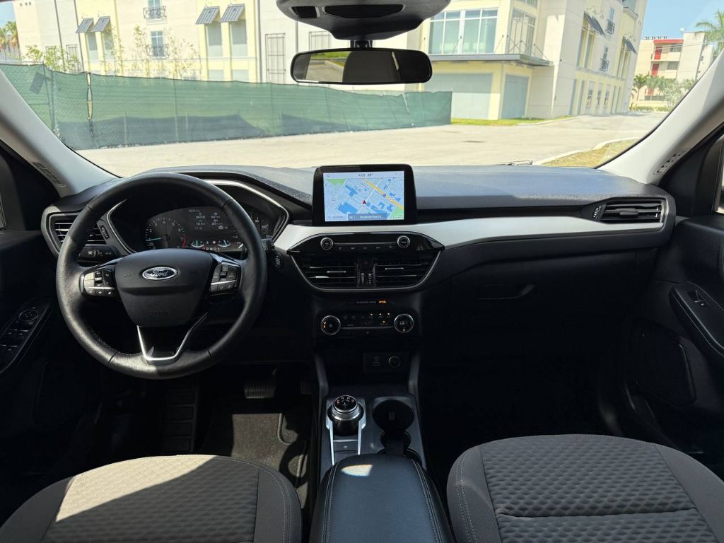 2021 Ford Escape - $18,499